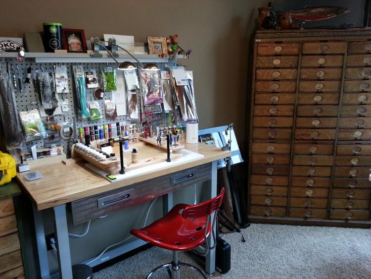 Fly Tying Bench Habanero